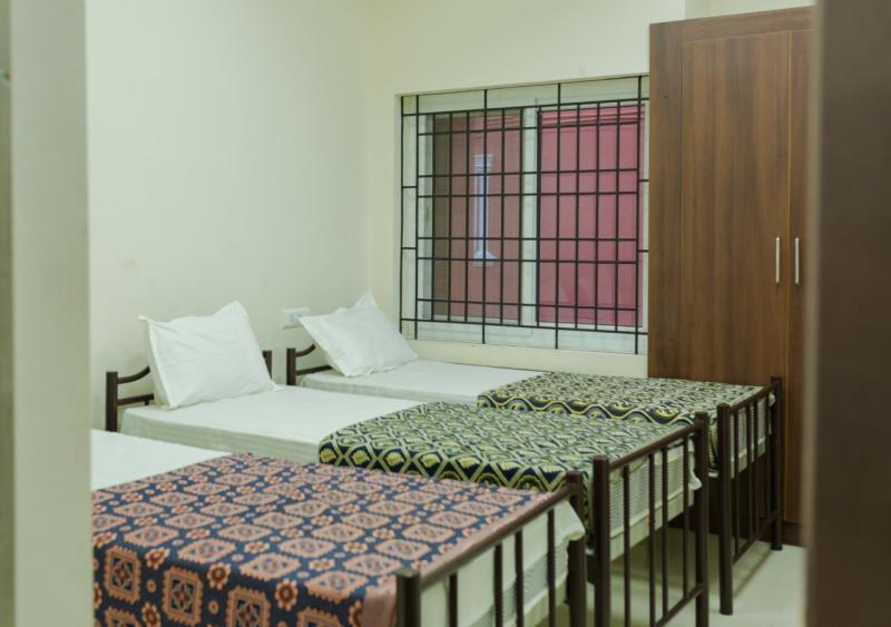 Hotel Aalayam Tiruvannāmalai Esterno foto